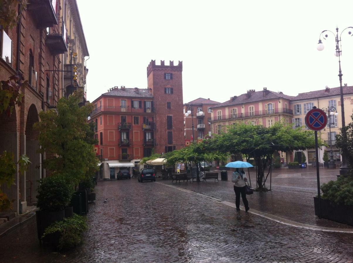 Appartamento In Centro Storico Asti Buitenkant foto