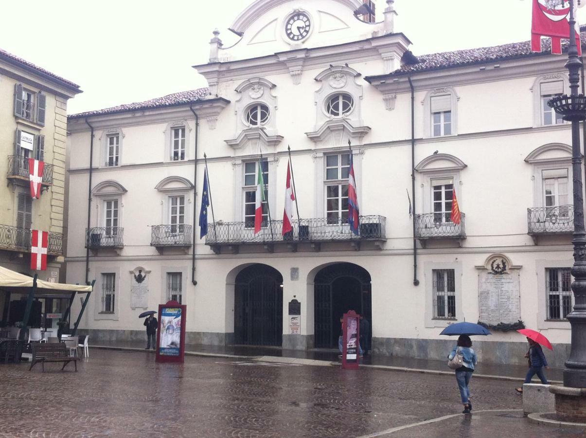 Appartamento In Centro Storico Asti Buitenkant foto